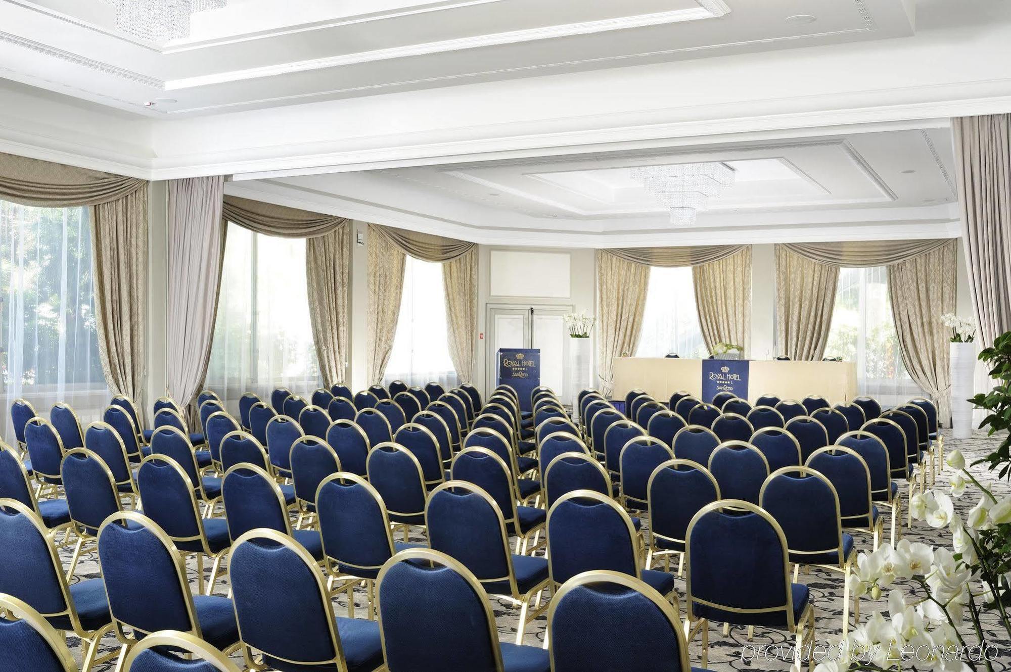 Royal Hotel Σαν Ρέμο Ανέσεις φωτογραφία The ballroom